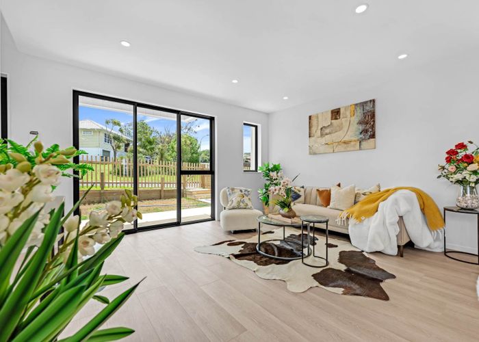  at 2A Wynn Place, Howick, Manukau City, Auckland
