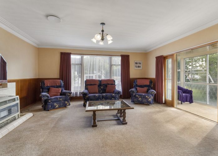  at 14 Hudson Avenue, Ebdentown, Upper Hutt