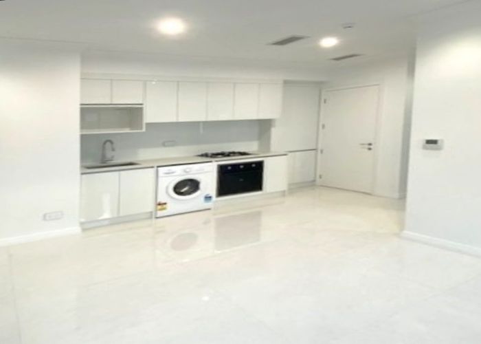  at 1/76 Armstrong Farm Drive, East Tamaki Heights, Manukau City, Auckland