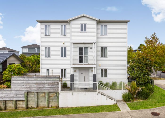  at 94 Arrowsmith Drive, Flat Bush, Auckland