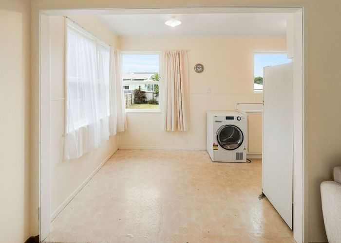  at 187 Weymouth Road, Manurewa, Manukau City, Auckland