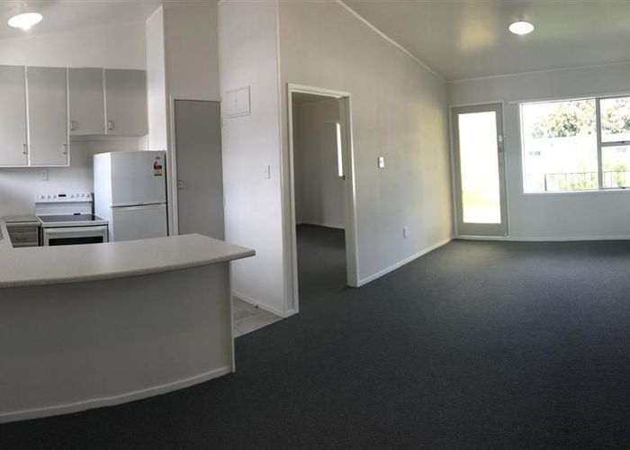  at 2/62 Grange Road, Mount Eden, Auckland City, Auckland