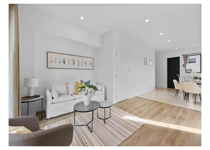  at 7/233 Great North Road, Henderson, Waitakere City, Auckland