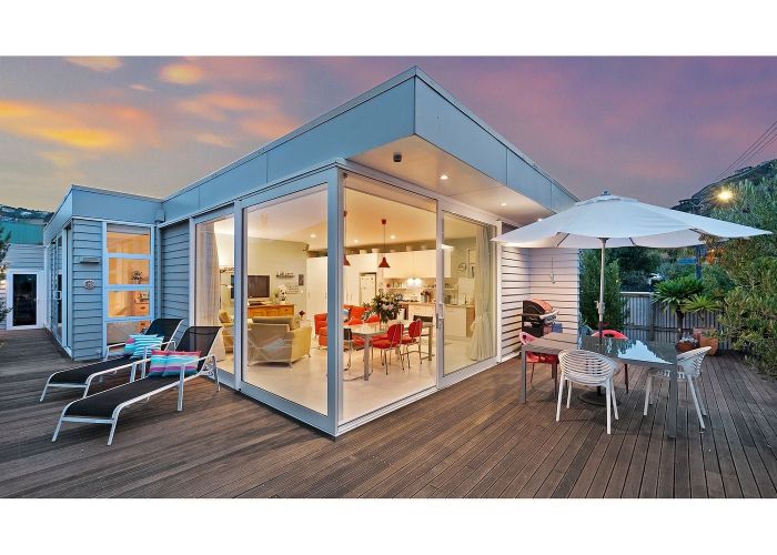  at 33 Stoke Street, Sumner, Christchurch City, Canterbury