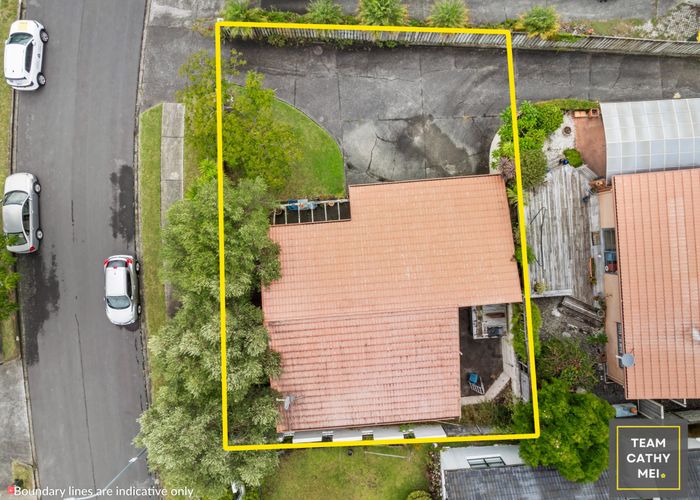  at 1/14 Santa Monica Place, Goodwood Heights, Auckland