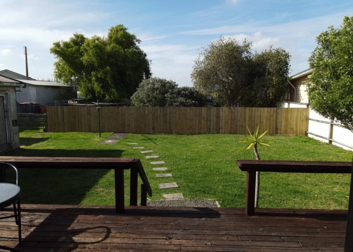  at 3 Springs Road, Parakai, Helensville