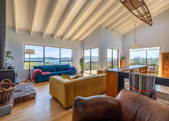  at 63 Kennedy Point Road, Surfdale, Waiheke Island, Auckland