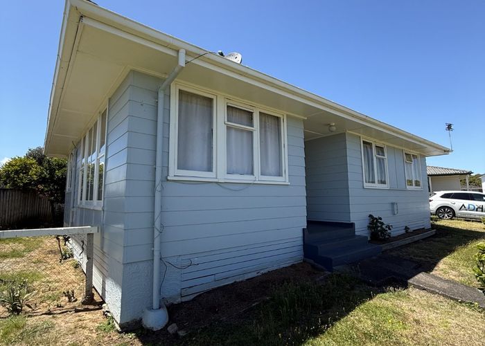  at Mangere East, Manukau City, Auckland
