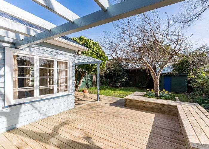  at 218 Muritai Road, Eastbourne, Lower Hutt, Wellington