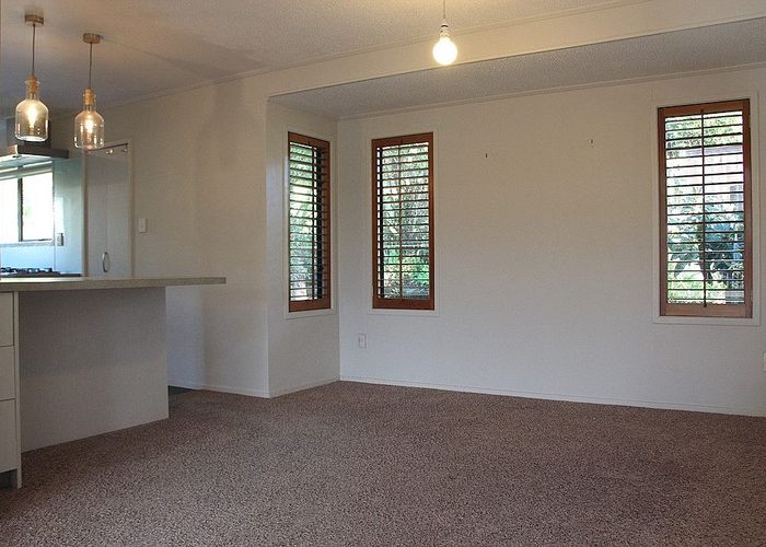  at 58 John Downs Drive, Browns Bay, North Shore City, Auckland