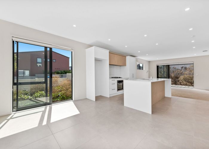  at 17 Whimbrel Road, Flat Bush, Manukau City, Auckland