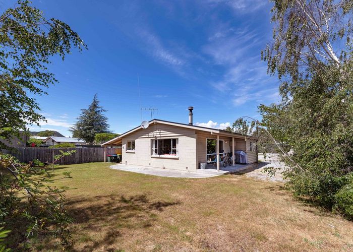 Free property data for 104 Aubrey Road, Wanaka homes.co.nz