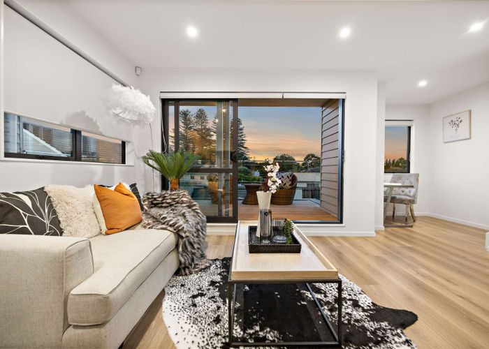  at 10E Erima Avenue, Point England, Auckland City, Auckland