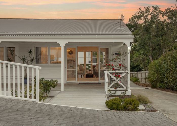  at 5 East Avenue, Manly, Rodney, Auckland