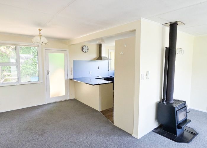  at 14 Manor Drive, Stokes Valley, Lower Hutt, Wellington