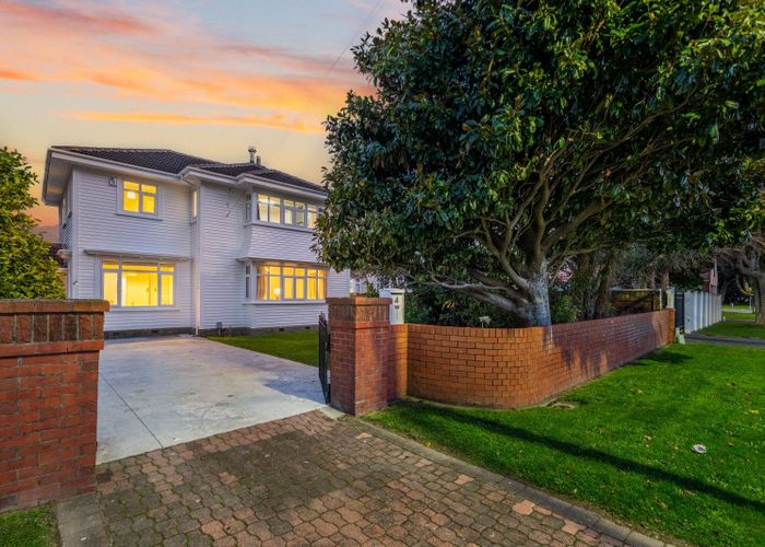  at 4 Puriri Street, Woburn, Lower Hutt, Wellington