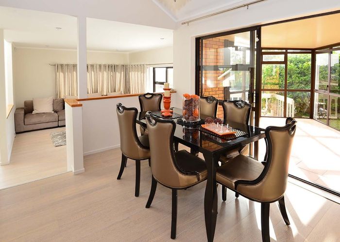  at 8 Tenbless Court, Unsworth Heights, North Shore City, Auckland