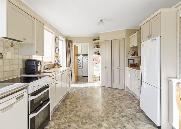  at 39 Lynch Road, Levels