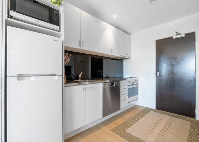  at 5B/4 Rendall Place, Eden Terrace, Auckland