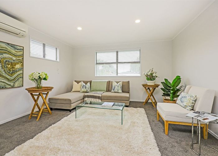  at 9 Dover Road, Flaxmere, Hastings