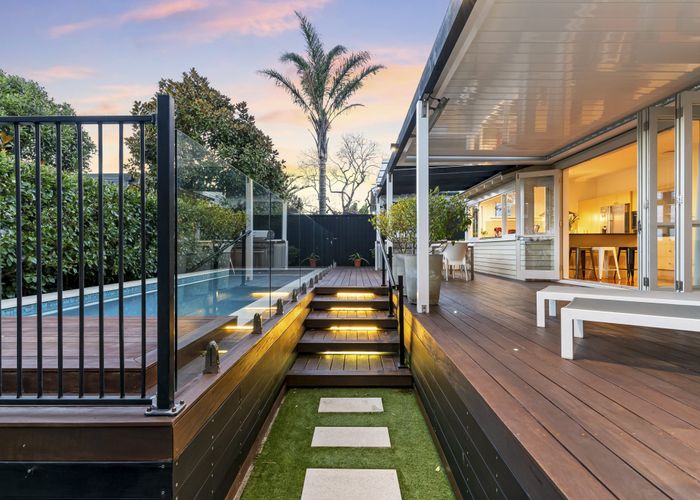  at 27 Oban Road, Westmere, Auckland