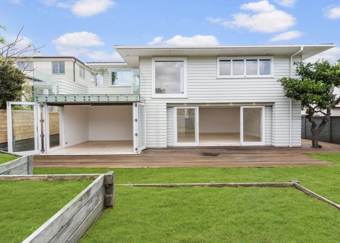  at 7 Cecil Road, Milford, Auckland