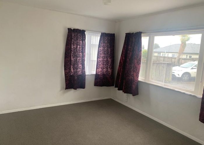  at 68 Sutton Crescent, Papakura, Papakura