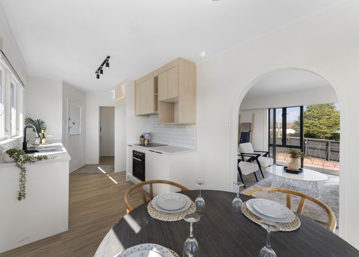  at 37 Gainsborough Street, Manurewa, Manukau City, Auckland