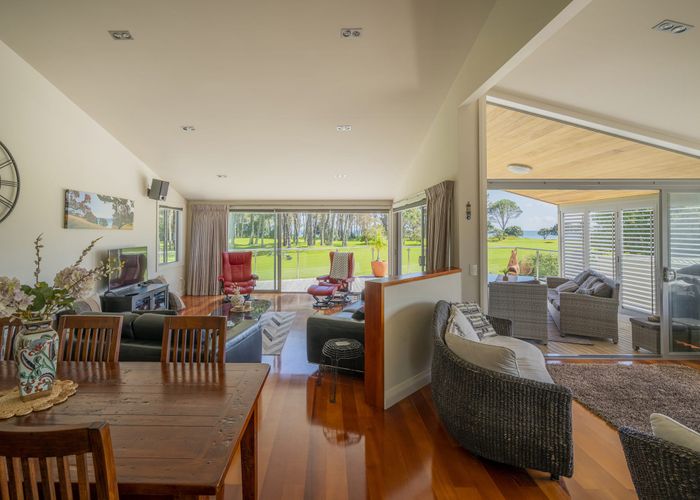  at 107 Mercury View, Matarangi