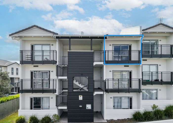  at A14/71 Spencer Road, Oteha, North Shore City, Auckland