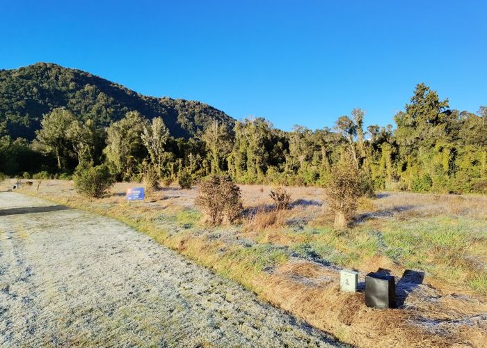  at 14 Pioneer Drive, Franz Josef Glacier