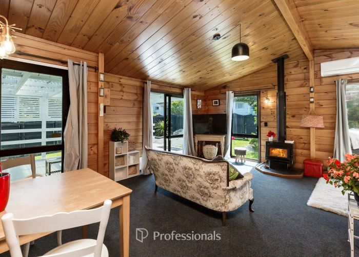  at 23b Roband Crescent, Brown Owl, Upper Hutt, Wellington