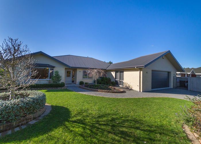  at 48 Cashmere Drive, Fitzherbert, Palmerston North