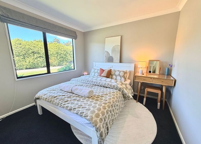  at 290 Queen Elizabeth II Drive, Mairehau, Christchurch City, Canterbury