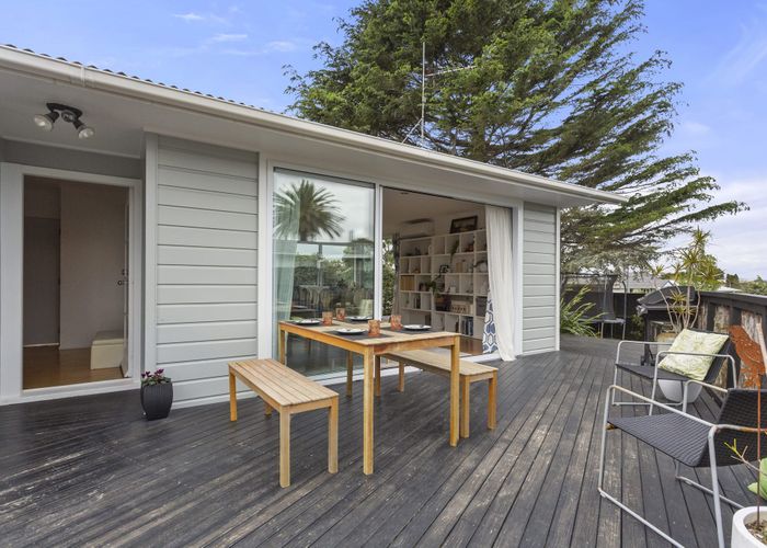  at 20 Dunstall Place, Mangere Bridge, Auckland