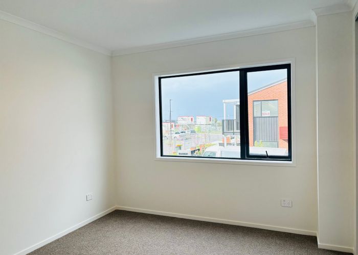  at 35 Oranga Drive, Westgate, Waitakere City, Auckland
