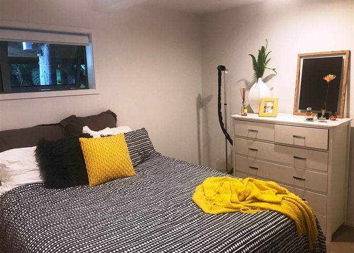  at 30 Kempthorne Crescent, Mission Bay, Auckland