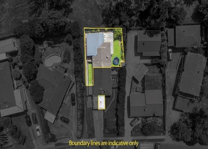  at 2/55 Ennis Avenue, Pakuranga Heights, Manukau City, Auckland