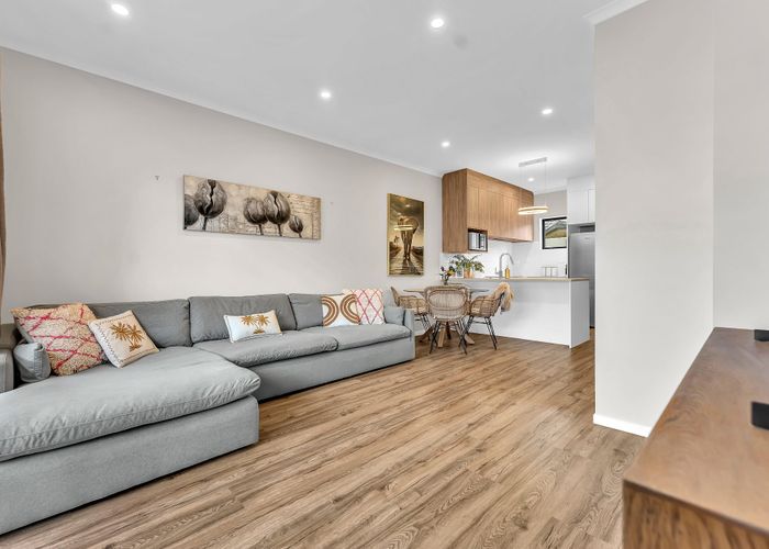  at 7/66 Swanson Road, Henderson, Waitakere City, Auckland