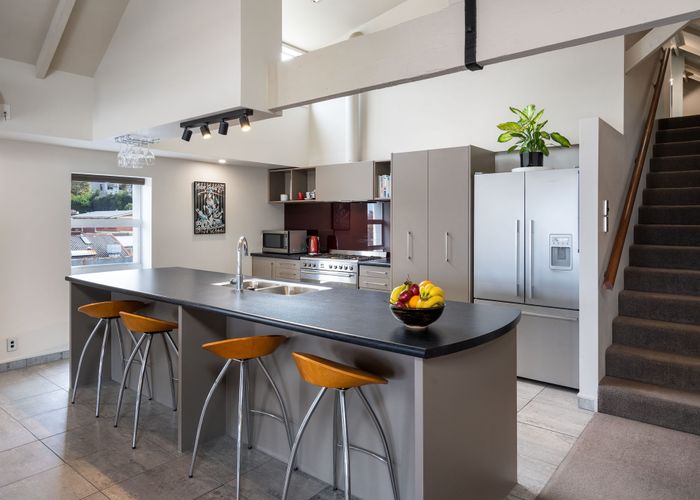  at 12/2 Manor Place, Dunedin Central, Dunedin