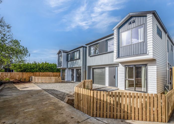  at 16D Gossamer Dr, Pakuranga Heights, Manukau City, Auckland