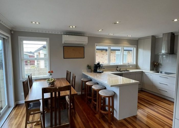  at 25 Great South Road, Papakura, Papakura