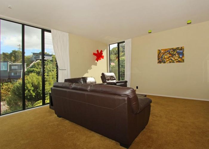  at 36 Korokoro Road, Korokoro, Lower Hutt