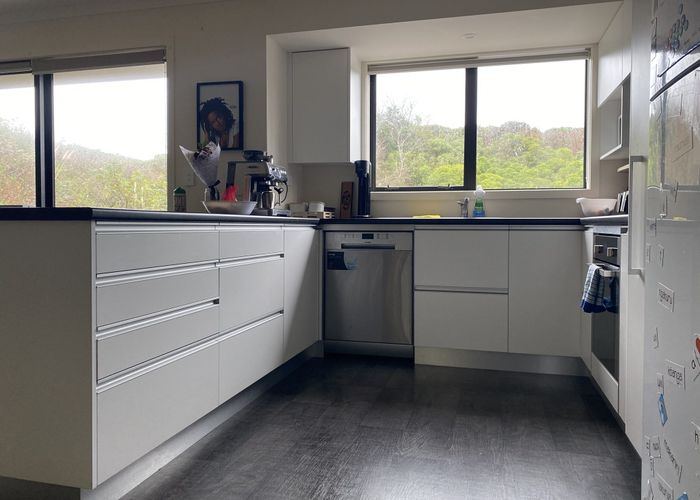  at 10 Puaha Street, Takapuwahia, Porirua