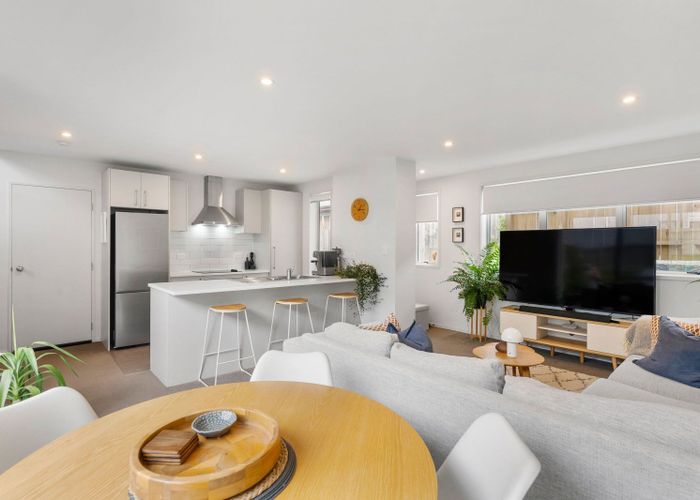  at 6A Kotahi Road, Mount Wellington, Auckland City, Auckland