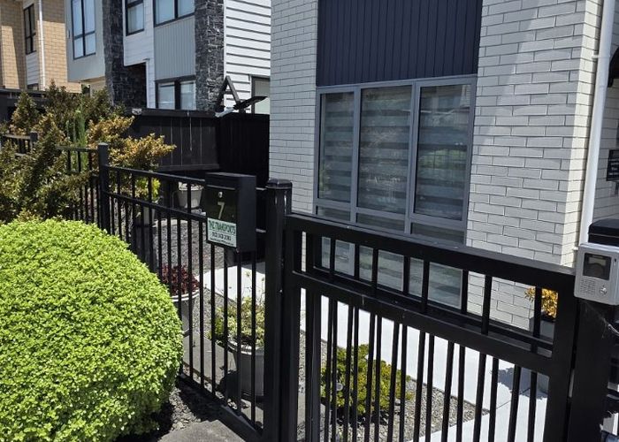  at 7A Ballyliffin Drive, Flat Bush, Manukau City, Auckland