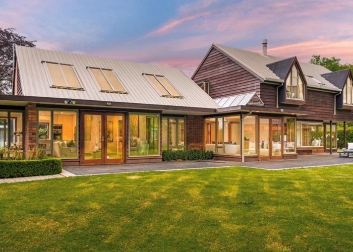  at 16 Grangewood Lane, Burnside, Christchurch