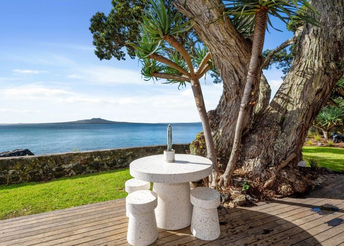  at 2/259 Hurstmere Road, Takapuna, North Shore City, Auckland