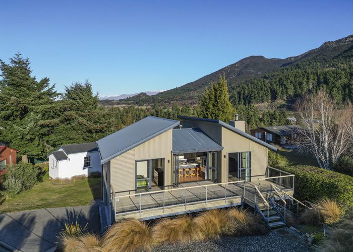  at 35 Parry Crescent, Lake Hawea, Wanaka, Otago