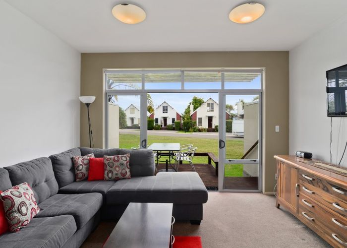  at 9/1420 Hamurana Road, Mourea, Rotorua